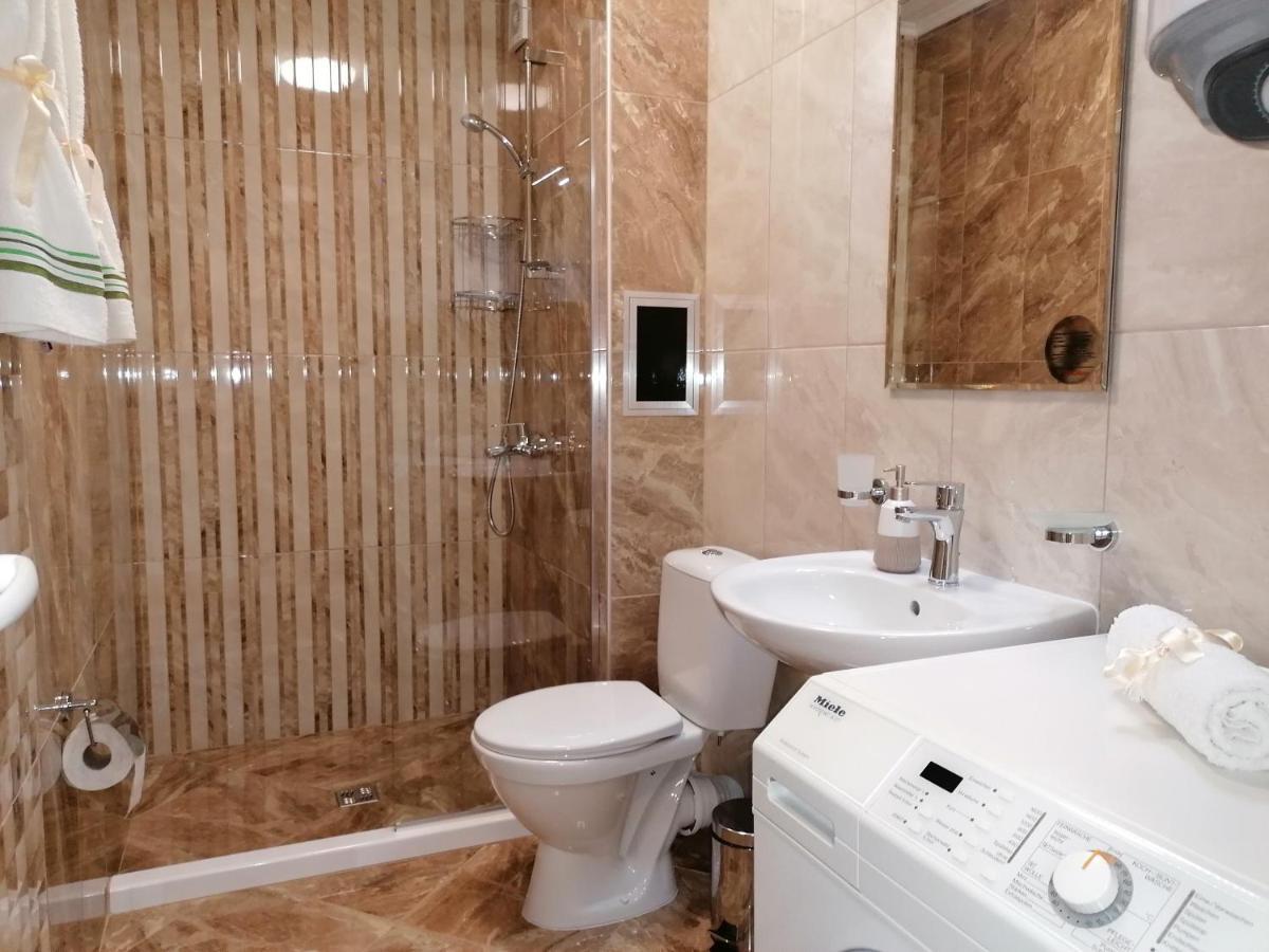 Megi Luxury Apartments Pomorie Extérieur photo